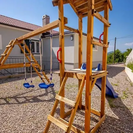 Holiday home Leticija Hreljin